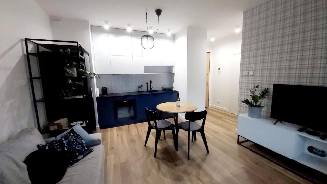 グダニスクApartament Zajezdnia Wrzeszczアパートメント エクステリア 写真